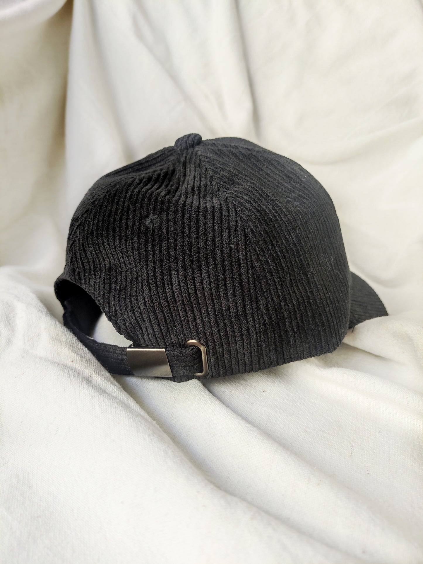 Casquette velours côtelé, broderie Pépins