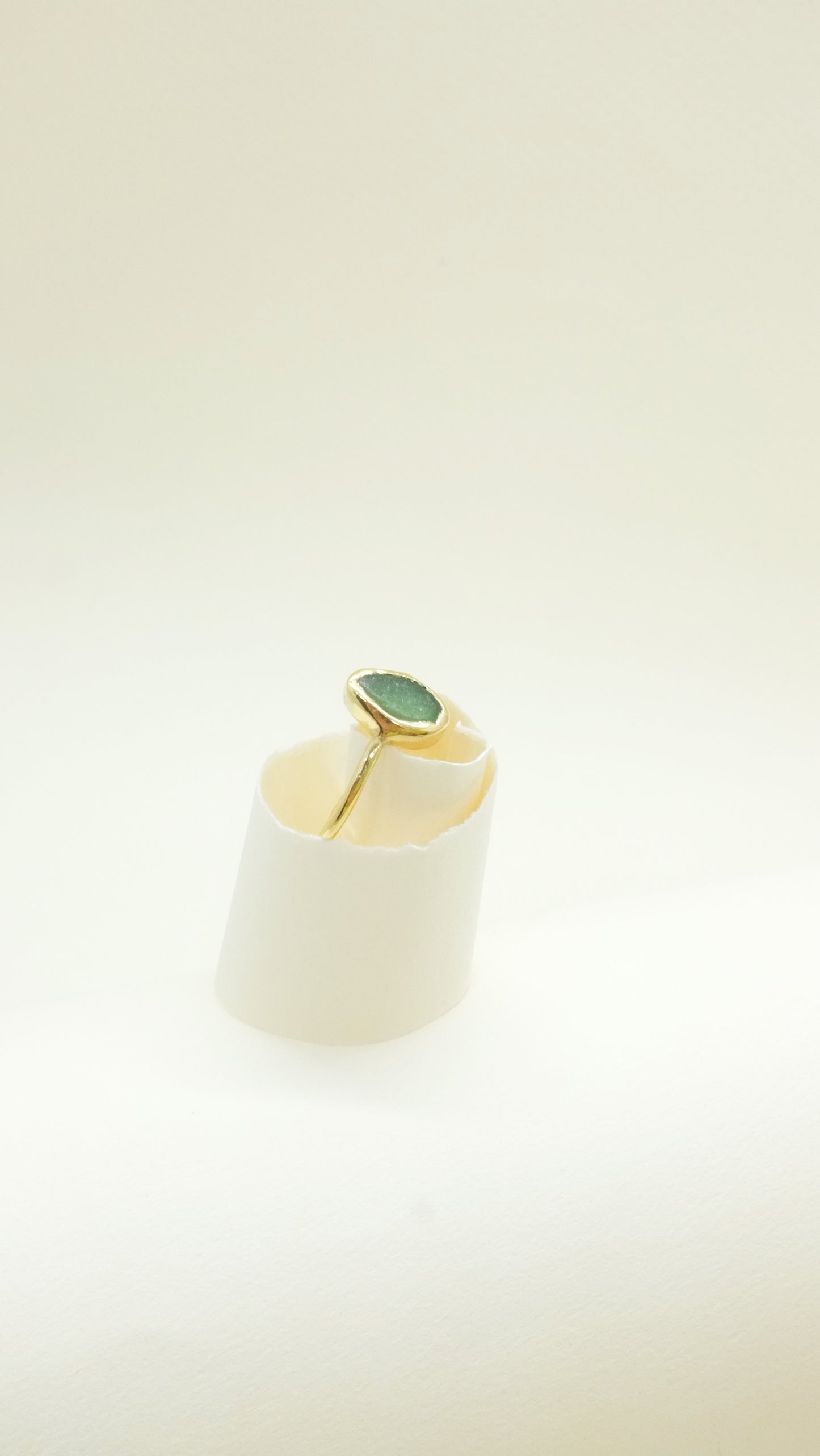 Bague Ancrée, Porto