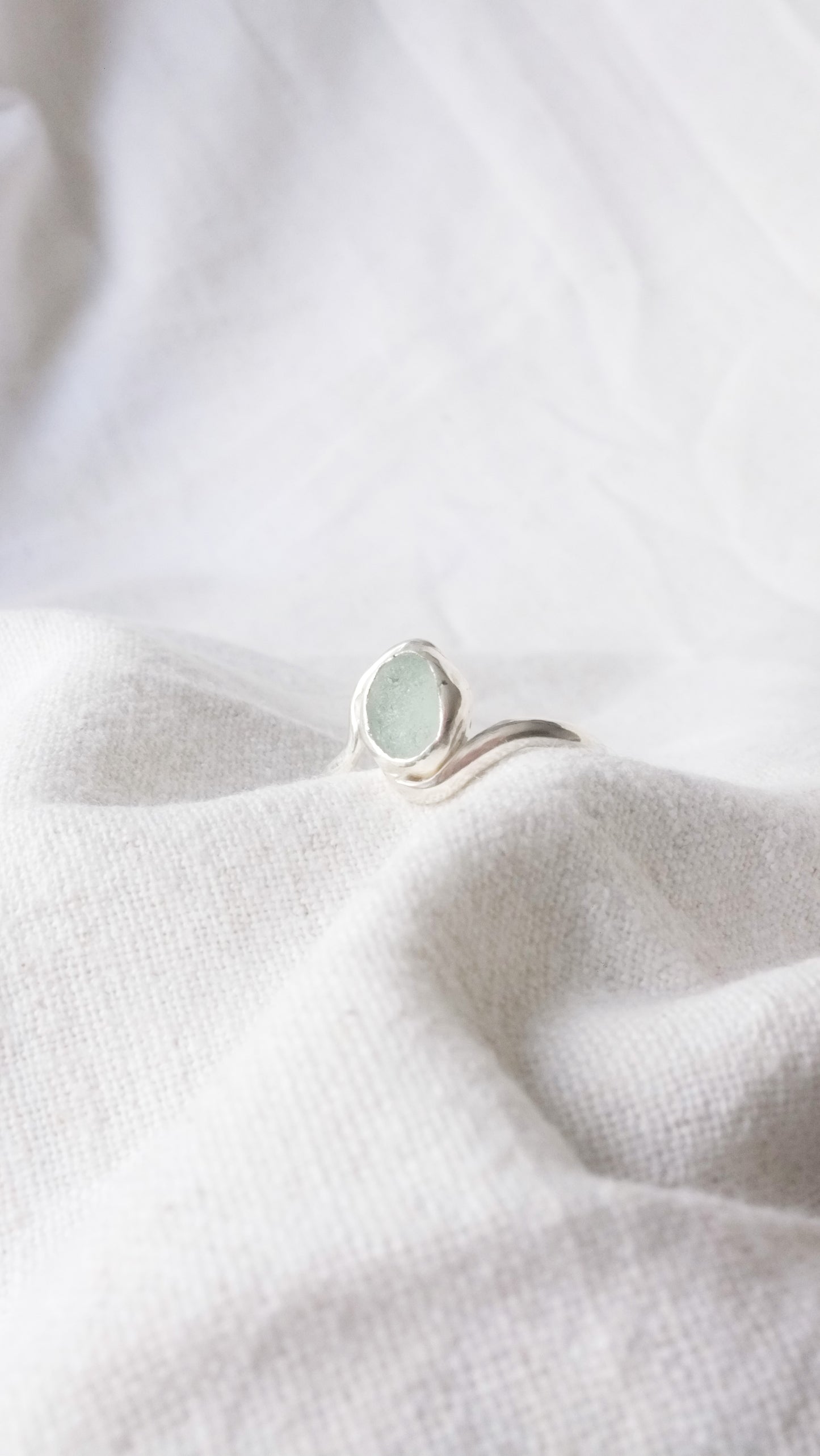 Bague Aube, Etretat