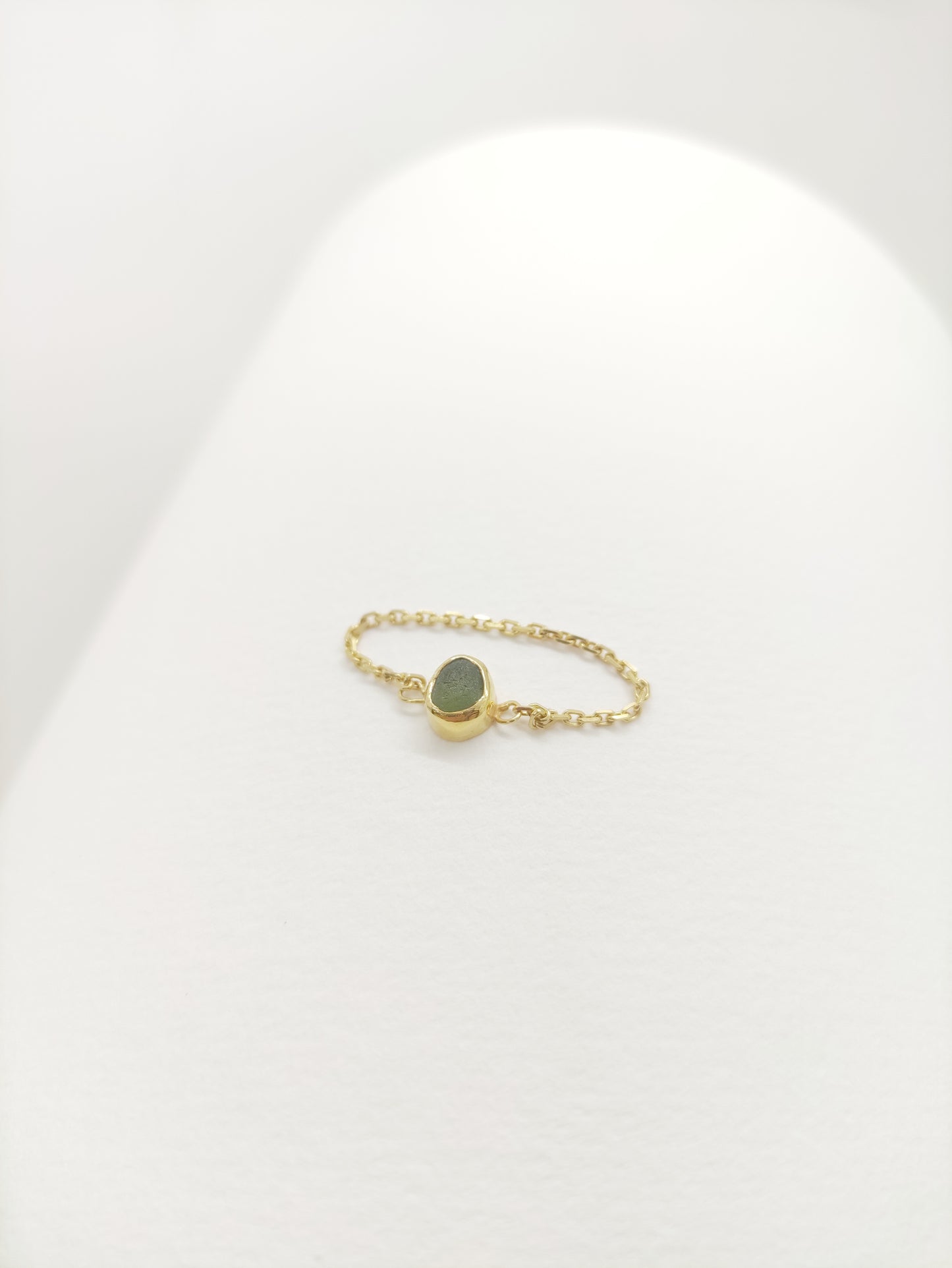 Bague Calypso, Grèce