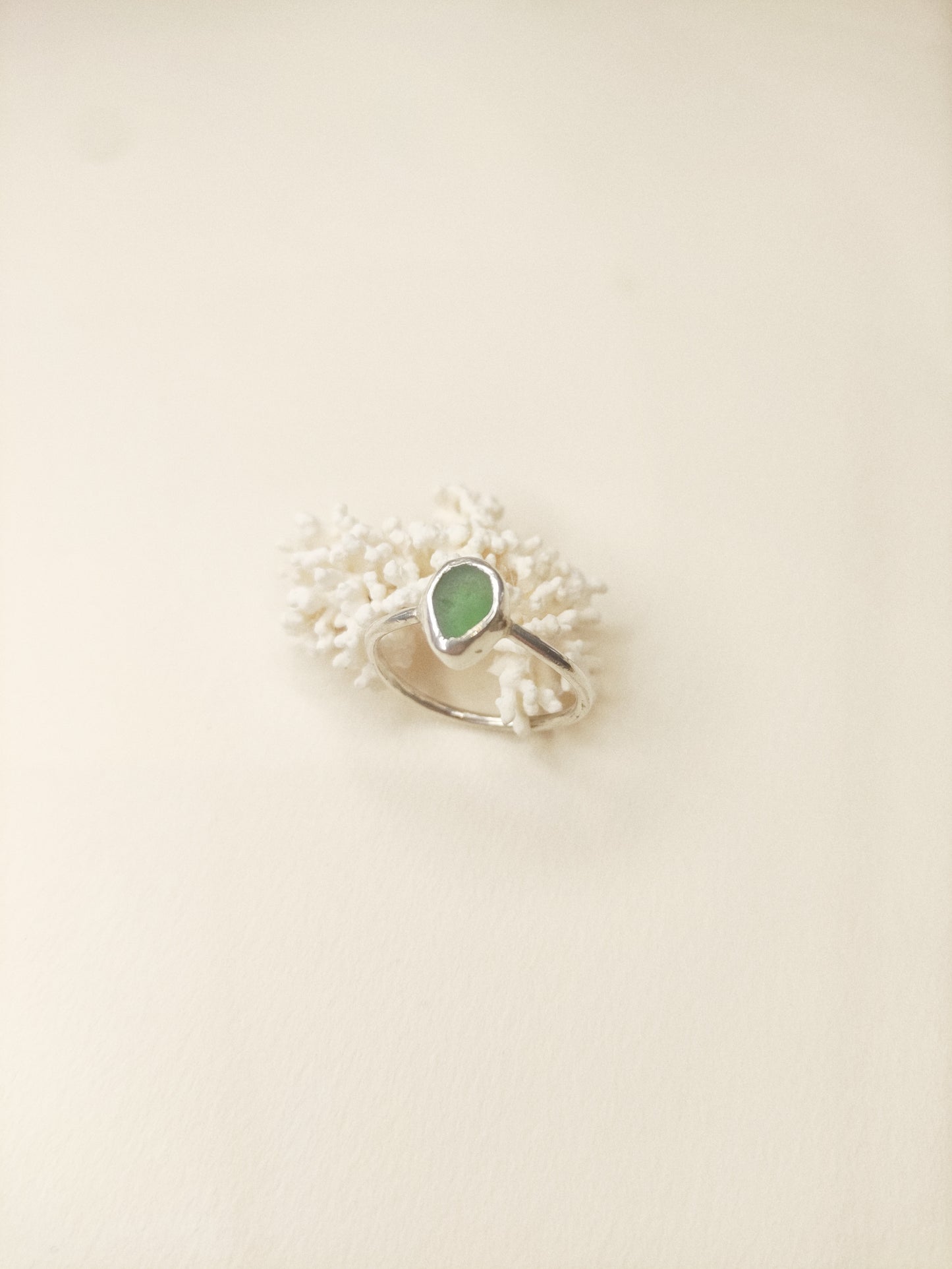 Bague Ancrée, Corse